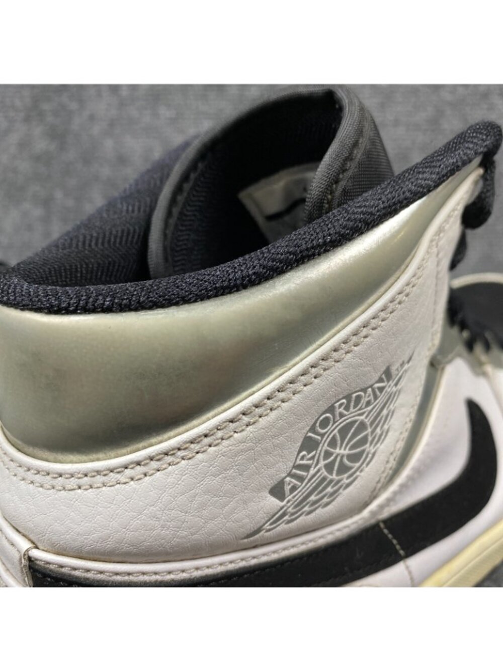 Jordan 1 Mid Sneakers Mens 12 Alternate Think 16 White Black Silver 554724-121 - Picture 13 of 16